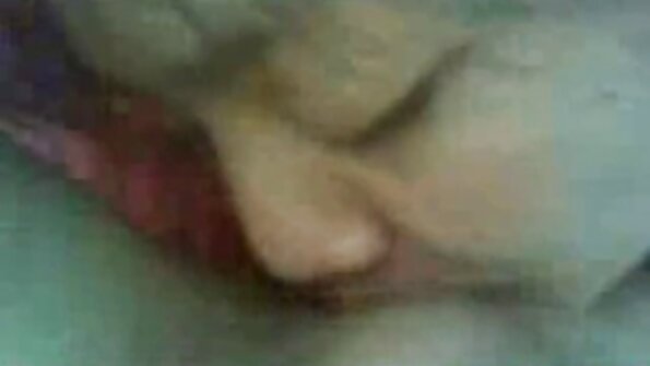 ඕඩ්රි සහ නිකොල් පිරිමි ළමයෙකු සමඟ බෙදා ගනී