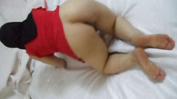 Rayna Rose සහ Reagan Foxx ඇඳේ හොඳට කෙලවෙනවා