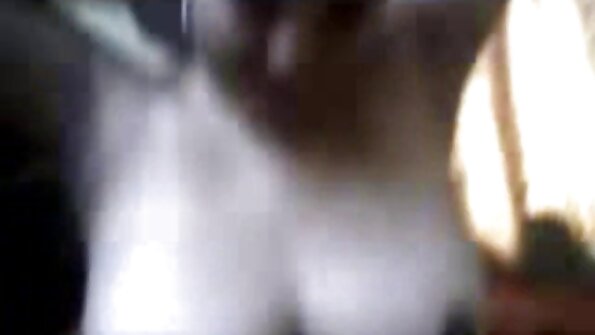 Kayla Sinz සහ Dick Delaware