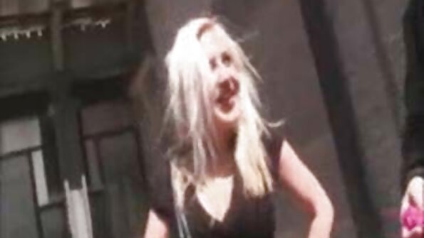 Mischa Brooks කට සහ Cunt තදින් පහර දුන්නා