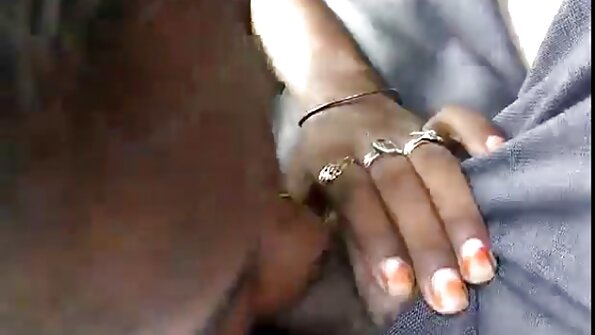 Ebony Wifey White Dickie රැගෙන යයි
