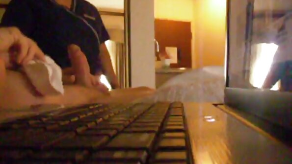 පරිණත Blonde Kelly Play With Her Cunt