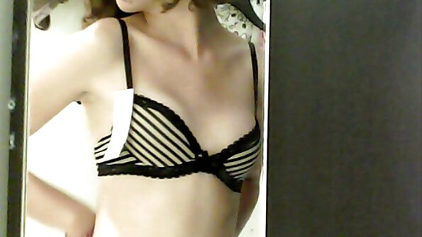 Dont Leave and Lick My Slit